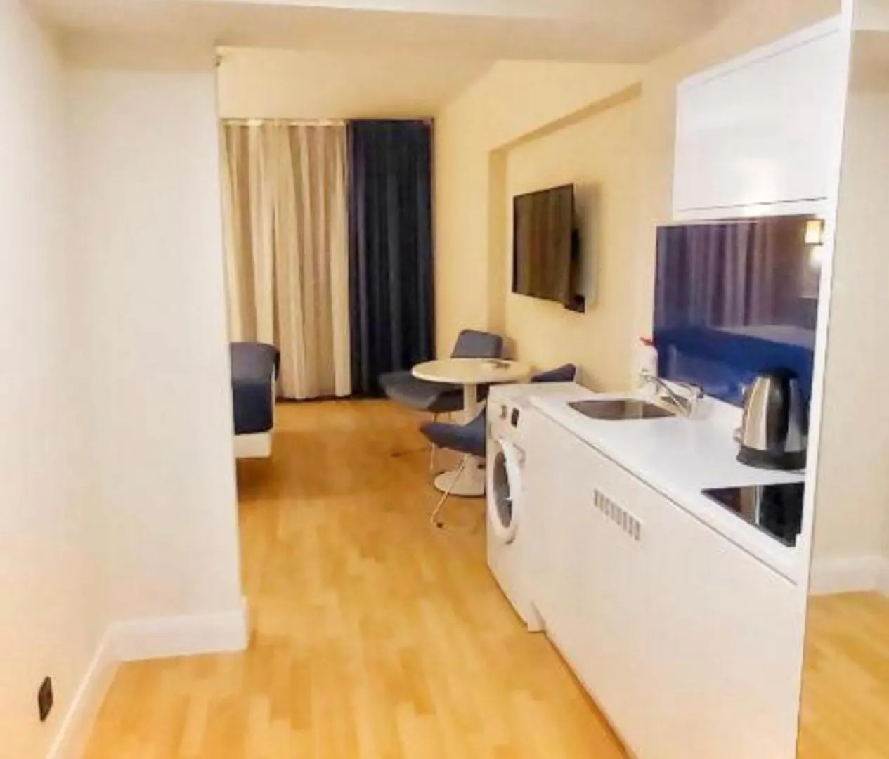 Orbi City Apartment With Sea View باتومي